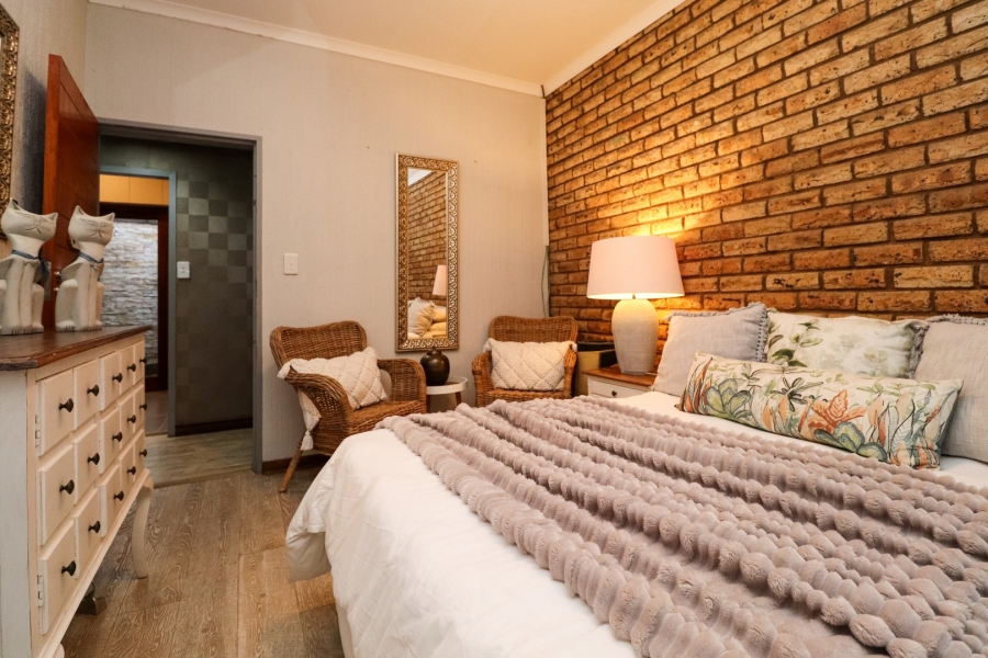 3 Bedroom Property for Sale in Flamwood North West